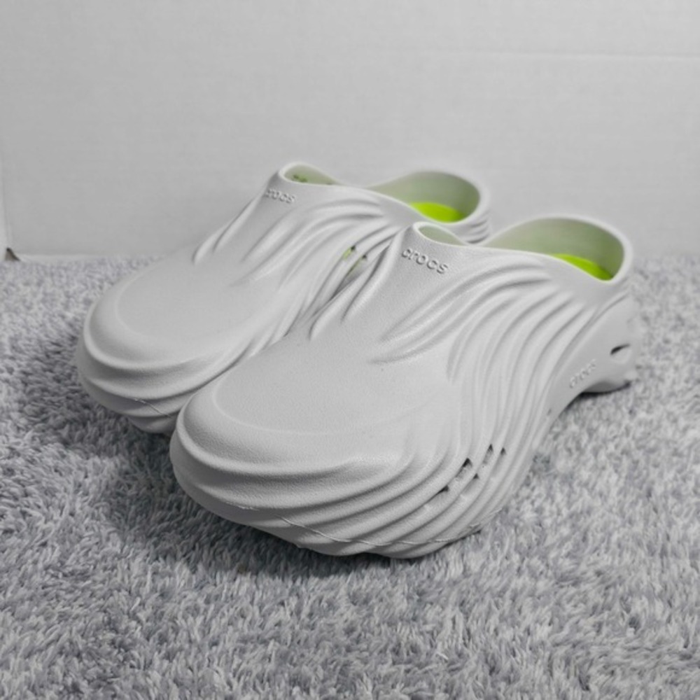 Crocs Echo Wave Clogs Men's 9 Women's 11 Atmosphere Grey / Lime 210521-1FT‎ NWT